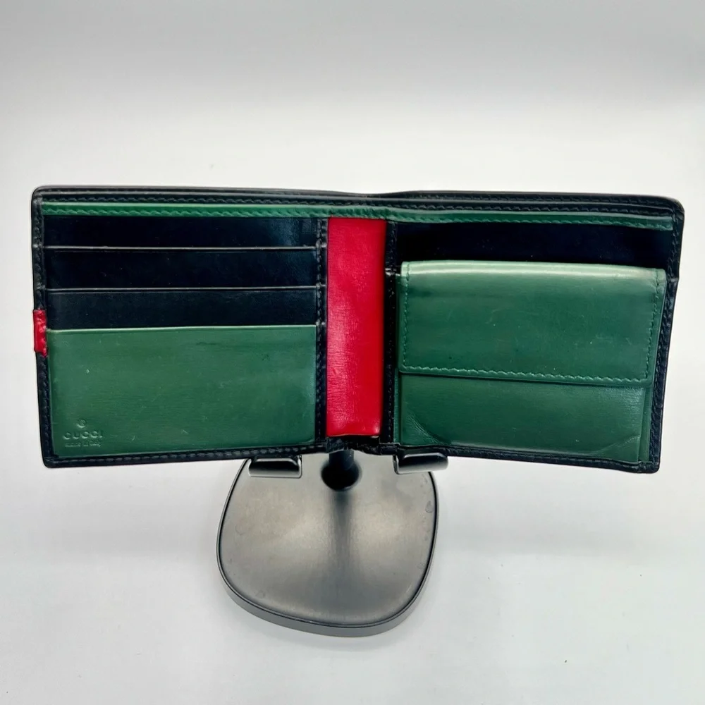 Gucci Black Leather Card Holder with Red Snap